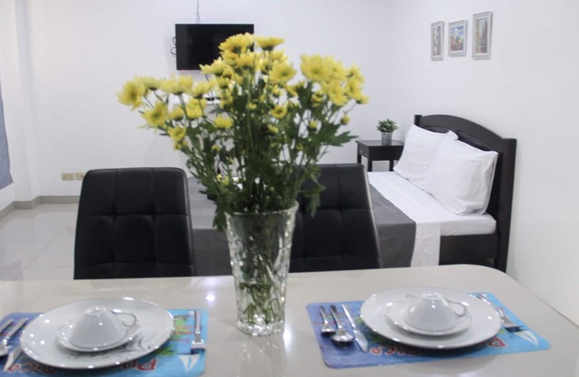 Abela Apartments - Studios in Makati