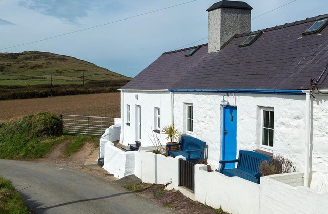 Aberdaron Cottage 2 Bryn Chwilog