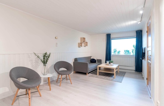 -abla- Spacious Apartment in the Center of the Island