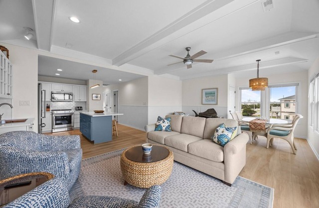 Above the Tide – Your Elevated Escape at Pier Pointe