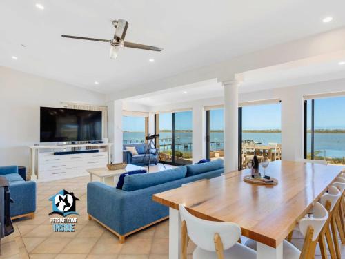 Absolute Water Frontage w/Jetty + Boat Ramp