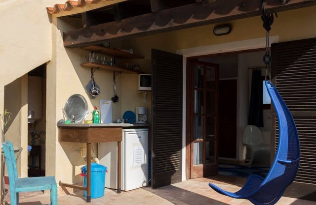 AC Accommodation Blue: Sea View, Terrace Open Air Kitchen, Beaches, Hippy market
