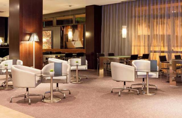 AC Hotel by Marriott Madrid Airport