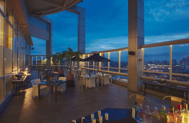 Acacia Hotel Manila