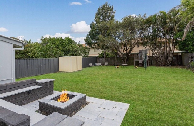 Acacia Ridge Cottage By Humble Abode
