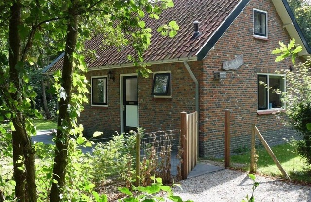 Acacialaan 19 your family holiday home with spacious garden