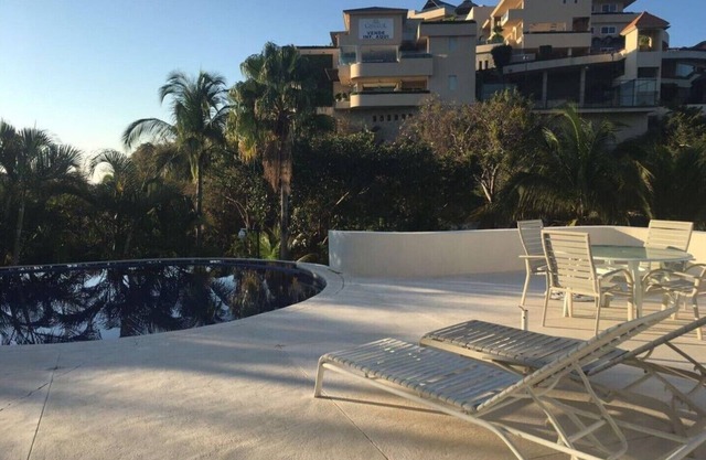 Acapulco Vacation Department