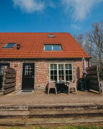 Accommodatie in herbouwde boerenschuur Koestal