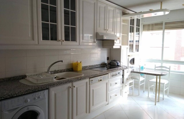 ACCOMMODATION LEON ARENA VUT-LE013