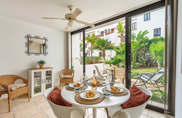 Ace of Homes - Golden Fairway Stay