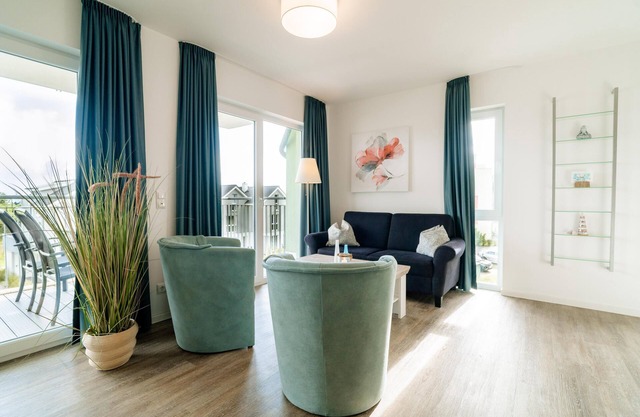 "Achtern Diek" - Holiday apartment with sea view and private sauna by the North Sea