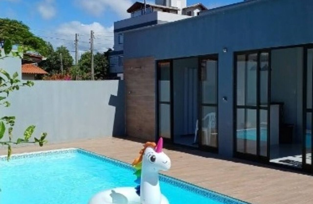 Aconchegante Casa de Madeira com Linda Área Lazer!