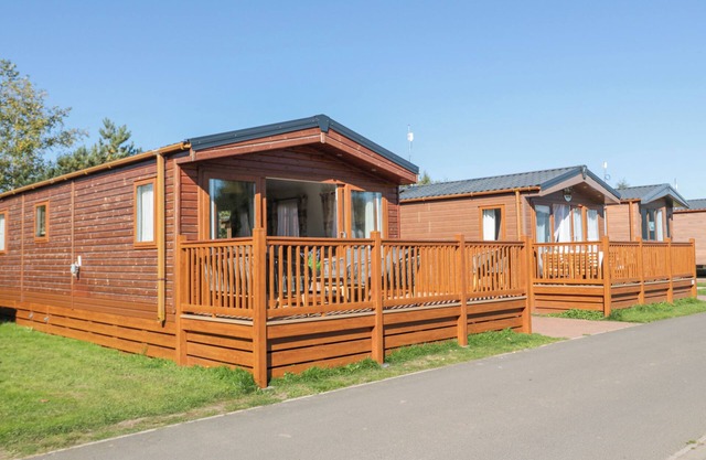 Acorn Lodge