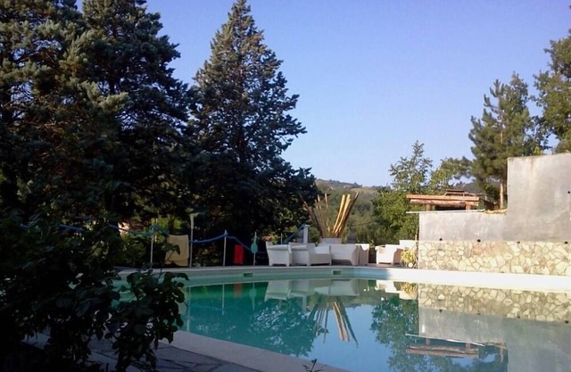 Acqui Terme: House with a garden in Monferrato, immersed in the vineyards