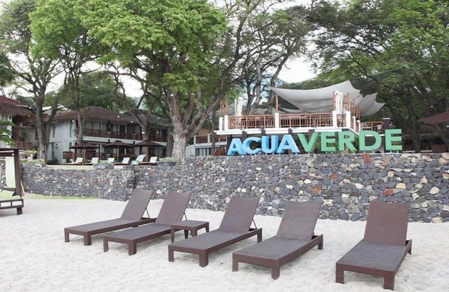 Acuaverde Beach Resort