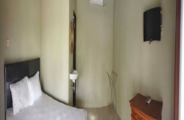 Adine Guest House
