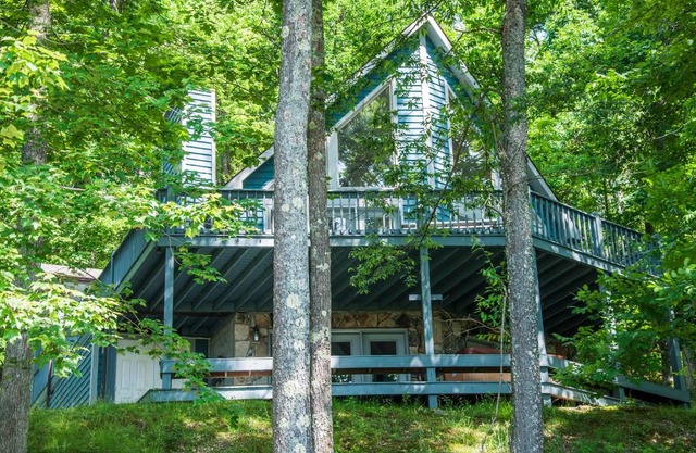 Adlerskron Four-Bedroom Holiday Home