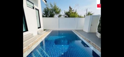 Admiral Bangsaray Pool Villa
