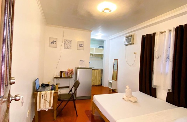 Adorable apartment with AC in vibrant General Luna