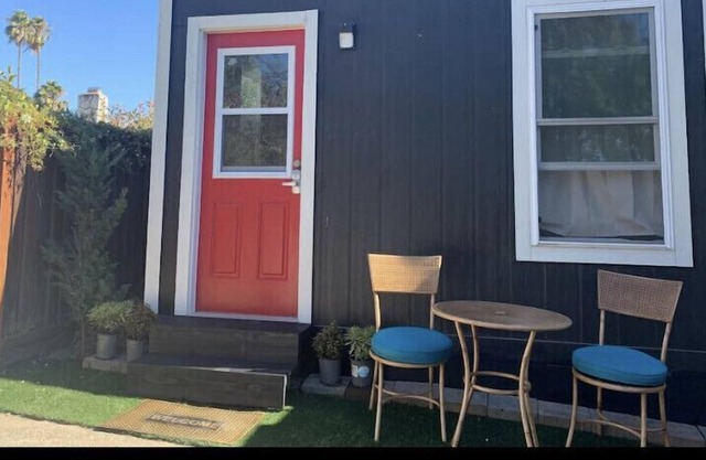 Adorable Tiny Home In Law Unit