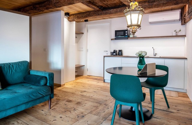 Adults-Only Holiday Apartment "Boznerhütte - La Baita Bolzano"