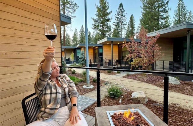 Adventure Cabin 44 - Luxurious Adventure Cabin