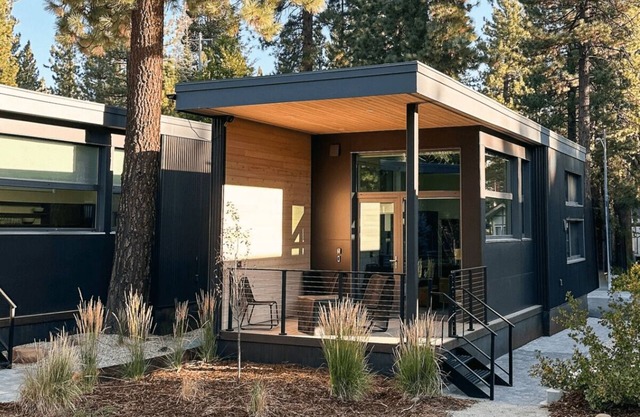 Adventure Cabin 46 (pet friendly) - Luxurious Adventure Cabin