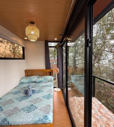 Aesthetic Chalet- 1 Loft Bedroom