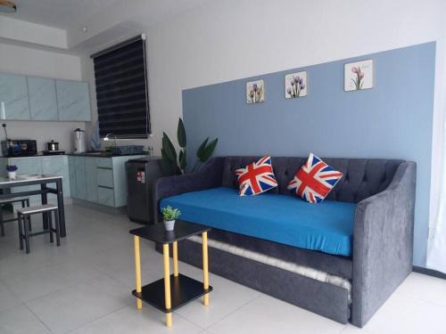 Aesthetic Urban Suite With Infinite Pool & Gym