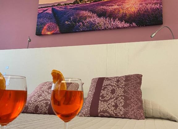 Affittacamere Le Grotte - Le Grotte Rooms & Apartments