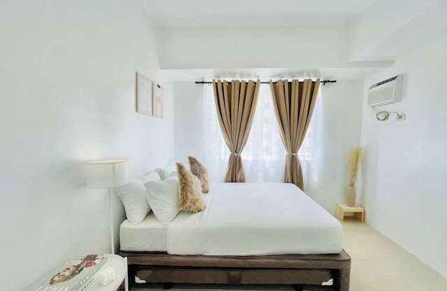 Affordable 1-Bedroom Unit in Avida Towers Atria
