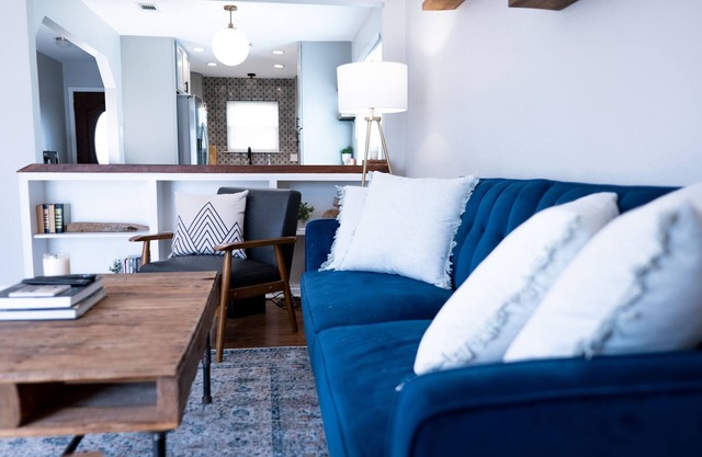 Affordable 3BR home close to airport and DT Austin