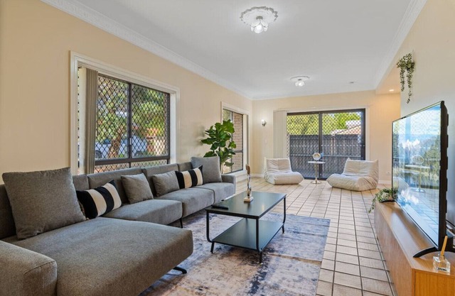 Affordable & Convenient Stay | 4Beds w/Ducted AC