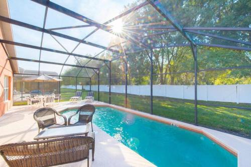 Affordable Disney Getaway with Private Pool