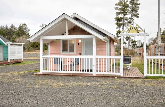 Affordable Grayland Beach Stay – Ocean Spray 1