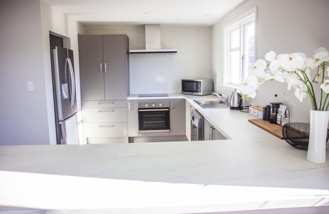 Affordable Luxury - Newly Renovated