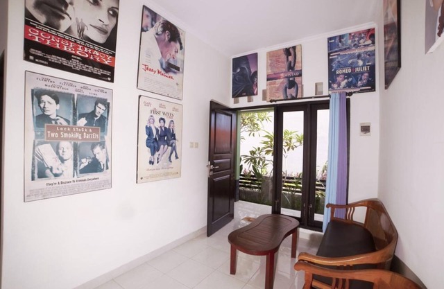 Affordable Private Room in Jimbaran, Swimming Pool Available