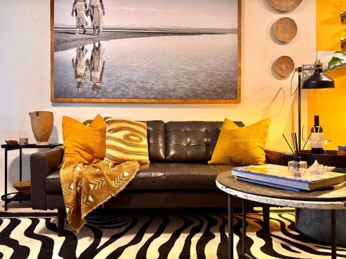 African Inspired Oasis Surry Hills Walk To Sydney