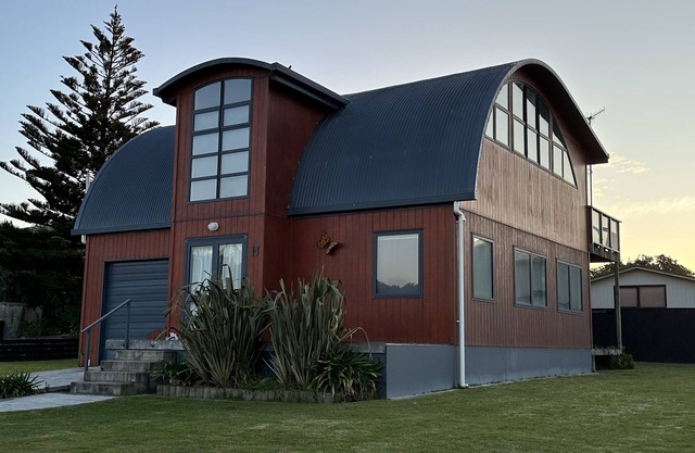 After Dune Delight n3 Bedroom, 2 Bathroom, fully fenced Home