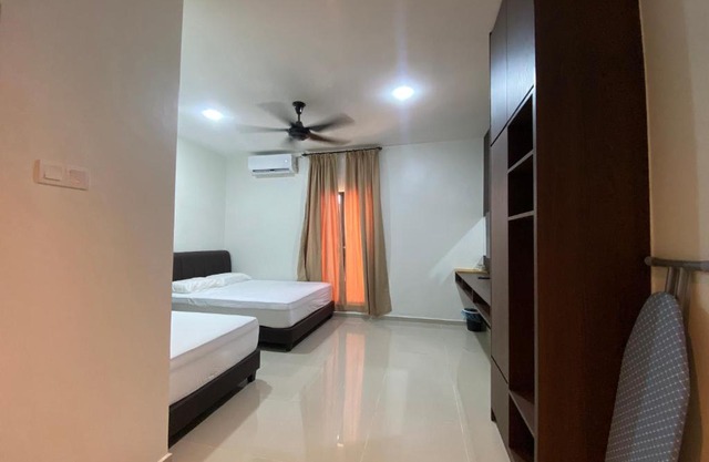 AG Suites