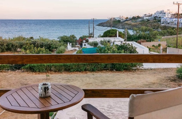 Agnadi Syros Beachfront Studios & Rooms