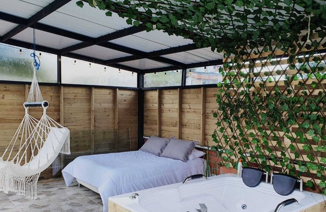 Agradable Vista En El Campo Con Jacuzzi E Internet