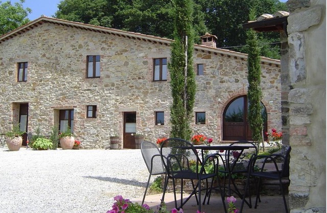 Agriturismo 'Granaio le Ghiande' with Mountain View, Shared Pool & Wi-Fi