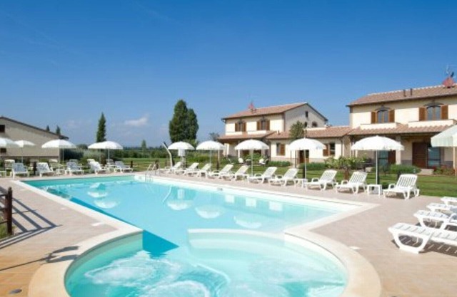 Agriturismo Le Rondini- APARTMENT WITH BALCONY