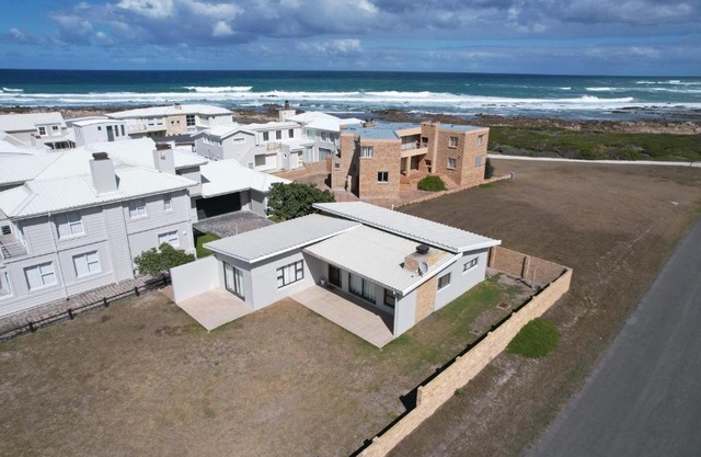 Agulhas Home with a View