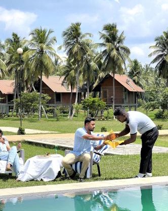 Ahas Pokuna Holiday Resort
