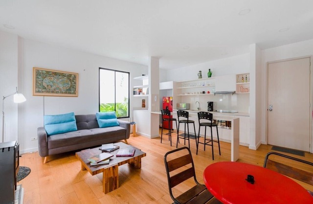 |Ahead| Stylish 2BR @La Candelaria with Laundry