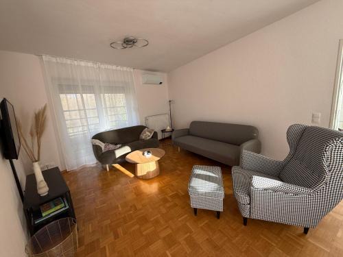Ahr Suite