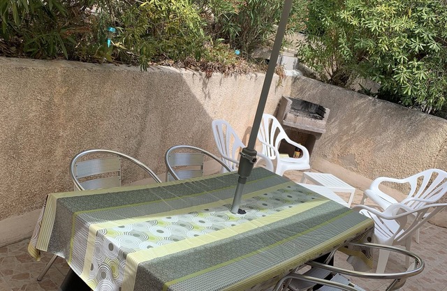 Air-conditioned sea view apartment - 100m from the beach - Magnificent Terrace