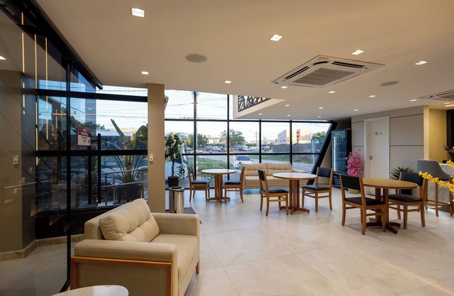 Aira Hotel
